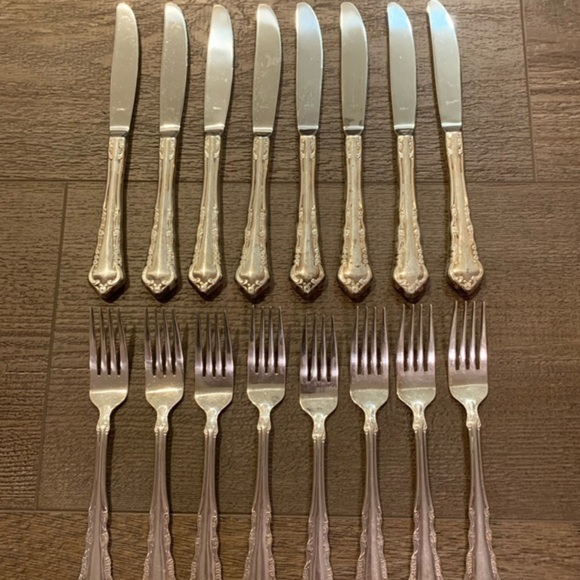 Rogers Bros flatware - Picture 1 of 12